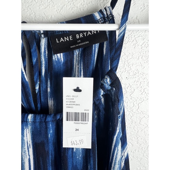 Lane‎ Bryant Halter Top with Hankerchief Hem Size 24 Plus Navy White Ikat NEW - Picture 9 of 10